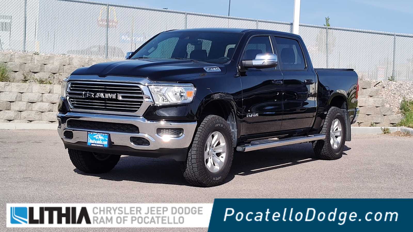 2023 RAM 1500 Laramie 4x4 Crew Cab 5'7's photo