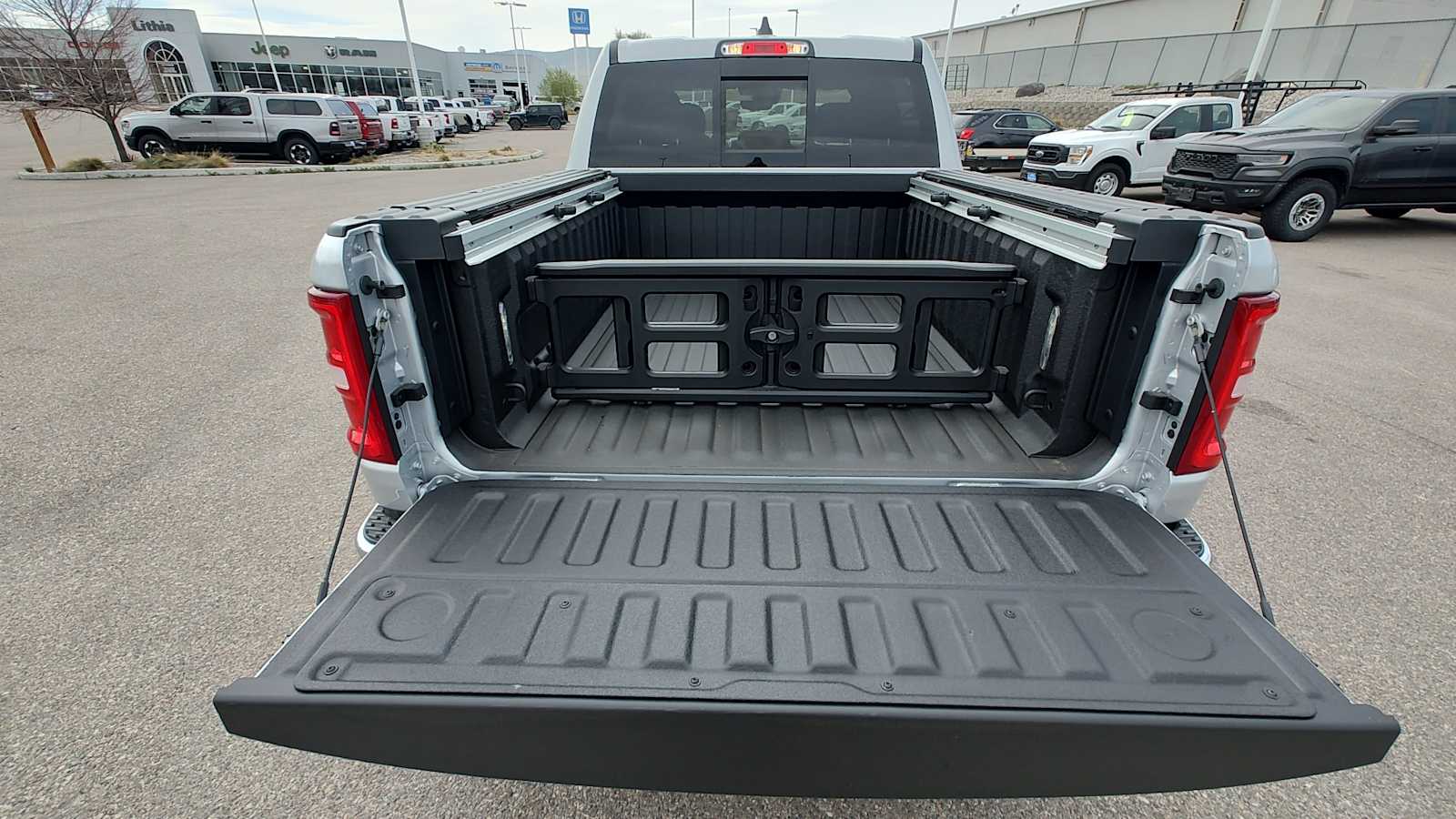Thumbnail: 2026 RAM 1500 - 19
