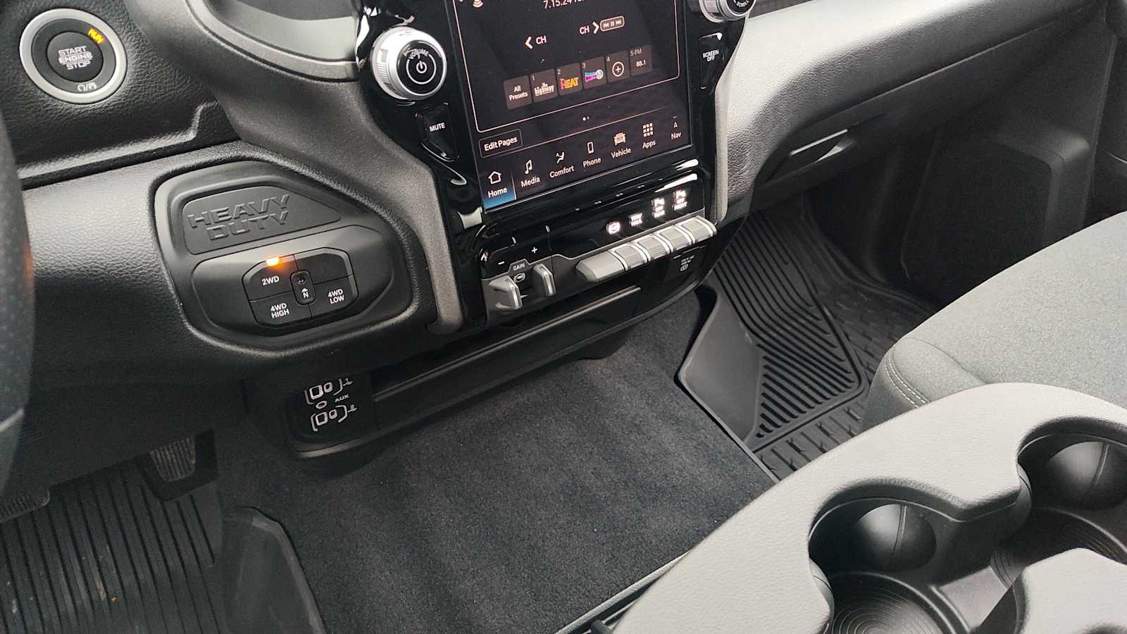 Thumbnail: 2026 RAM 3500 - 17