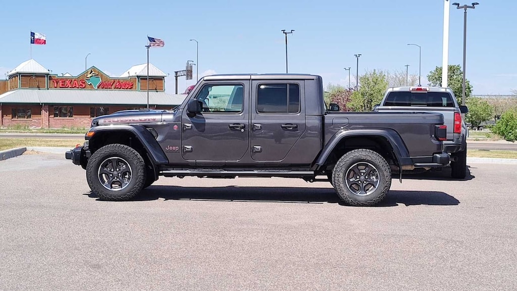 Used 2023 Jeep Gladiator Rubicon Truck Crew Cab