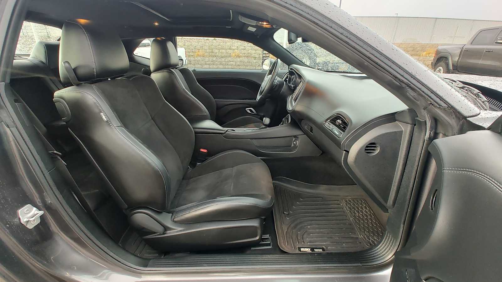 Thumbnail: 2022 Dodge Challenger - 14