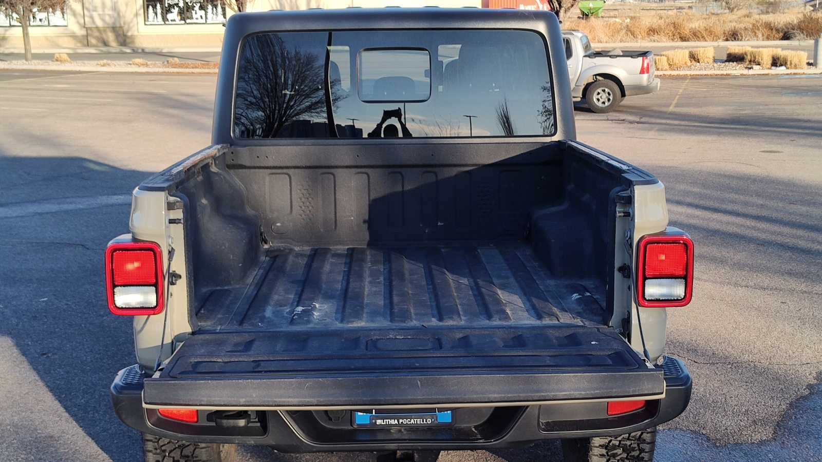 Thumbnail: 2020 Jeep Gladiator - 19