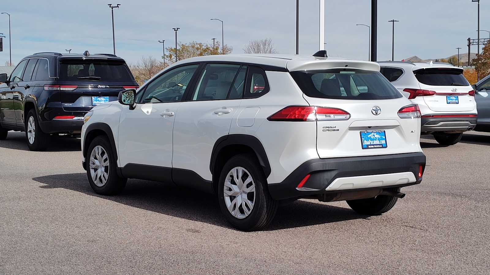 Thumbnail: 2023 Toyota Corolla Cross - 4