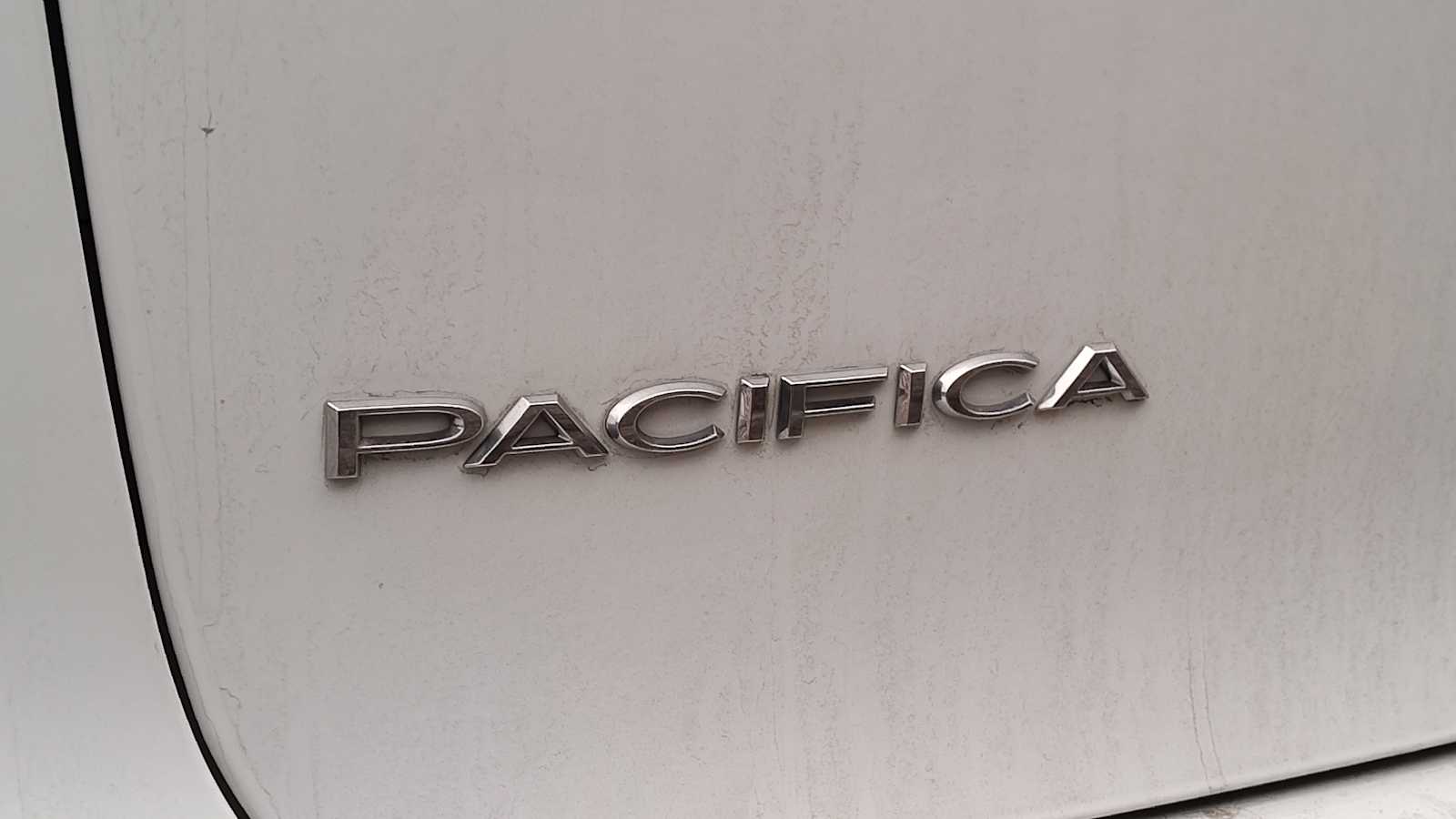 Thumbnail: 2023 Chrysler Pacifica - 2