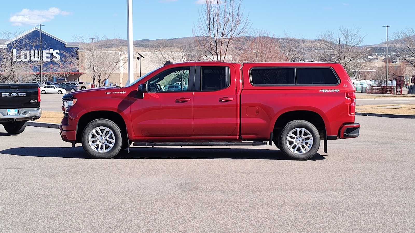 Thumbnail: 2022 Chevrolet Silverado 1500 - 3