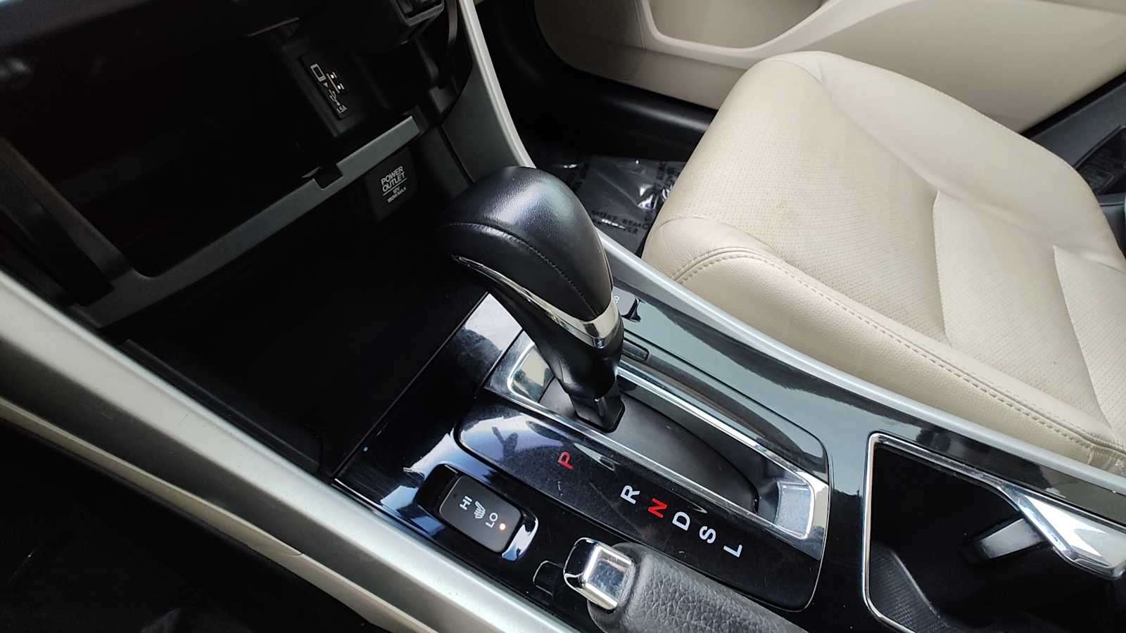 Thumbnail: 2017 Honda Accord - 17