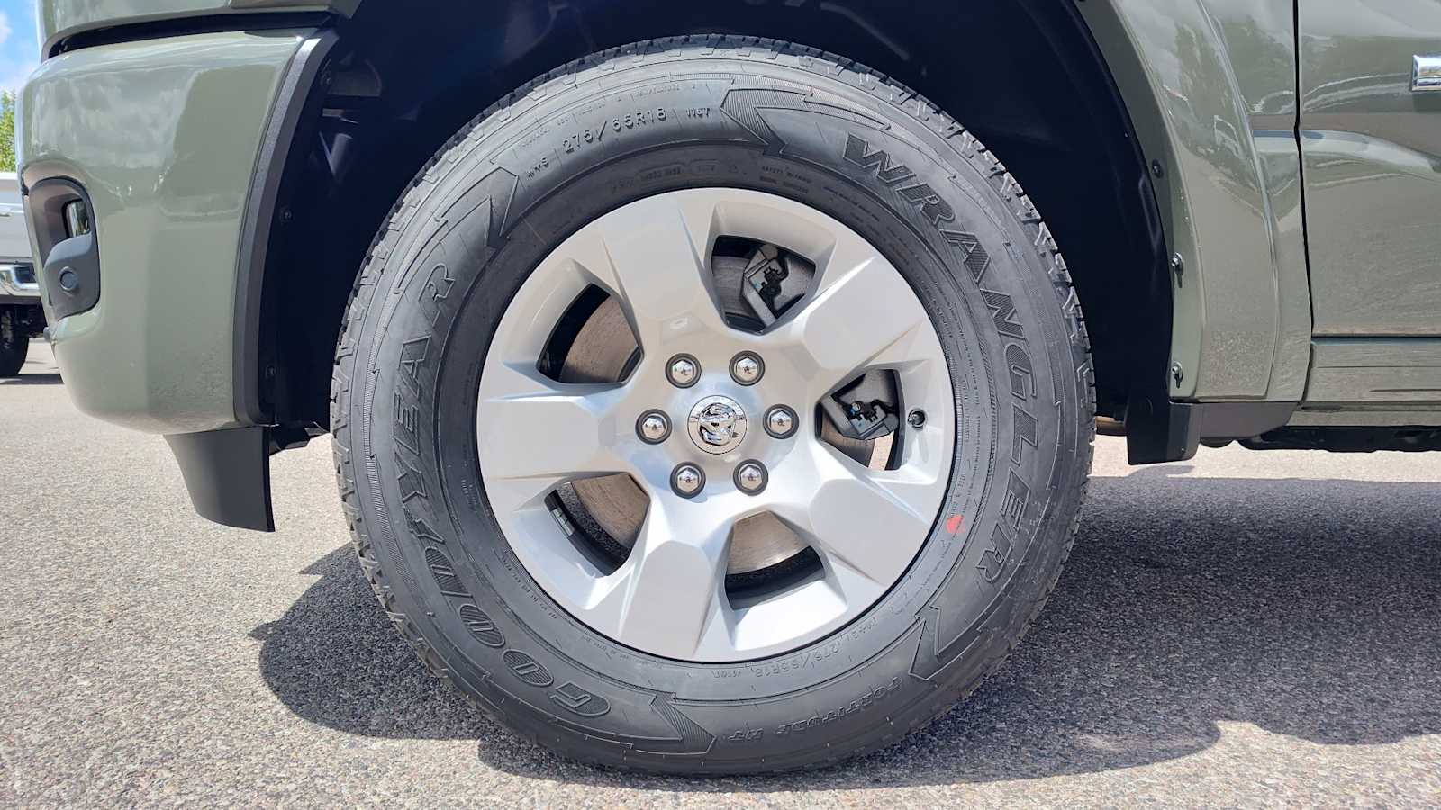 Thumbnail: 2026 RAM 1500 - 8