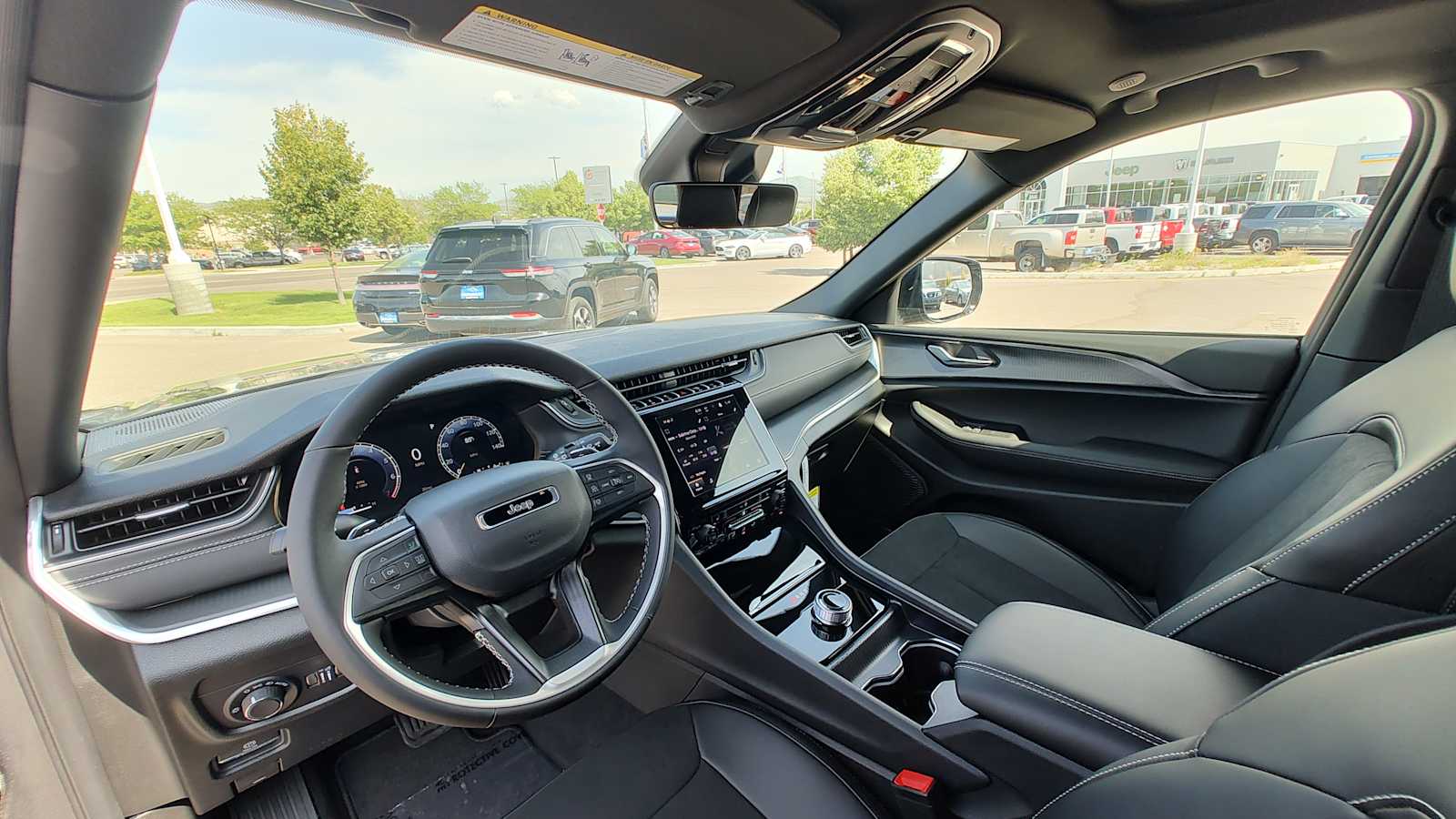 Thumbnail: 2025 Jeep Grand Cherokee - 2