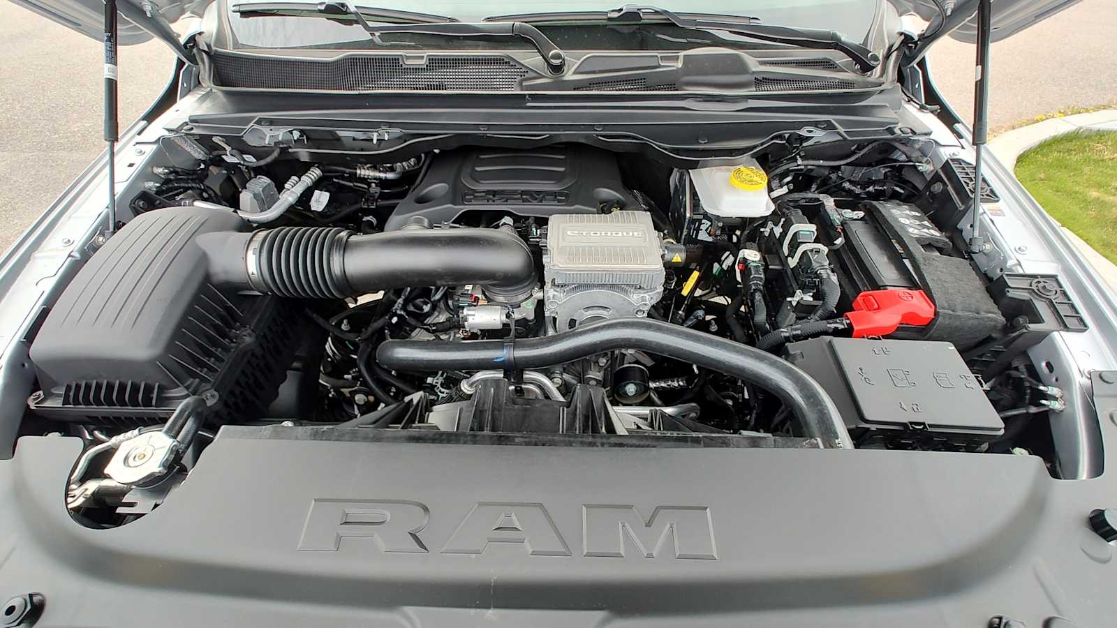 Thumbnail: 2026 RAM 1500 - 9