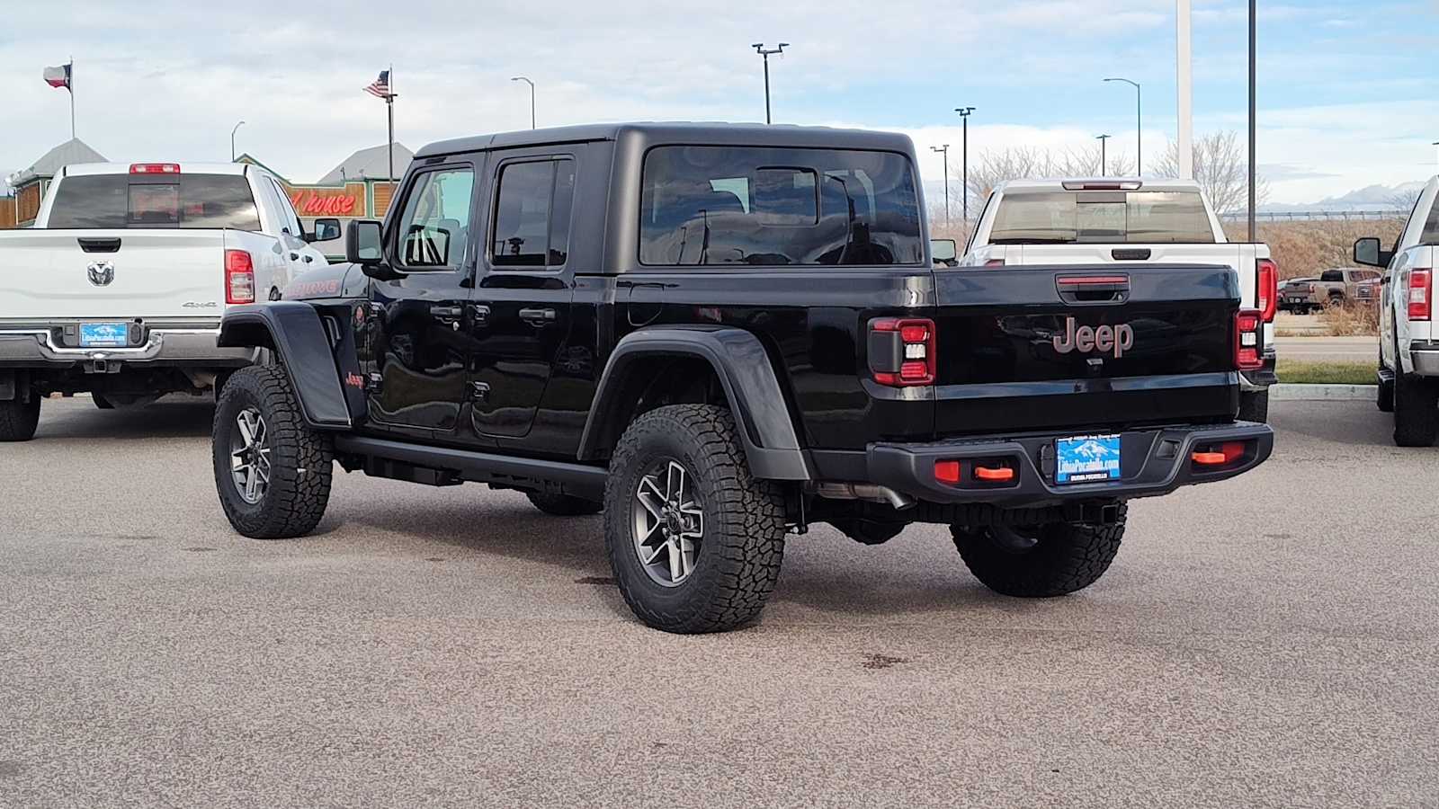 Thumbnail: 2026 Jeep Gladiator - 4