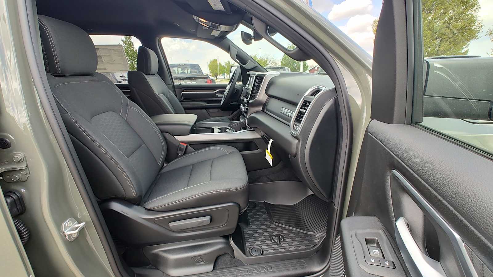 Thumbnail: 2026 RAM 1500 - 14