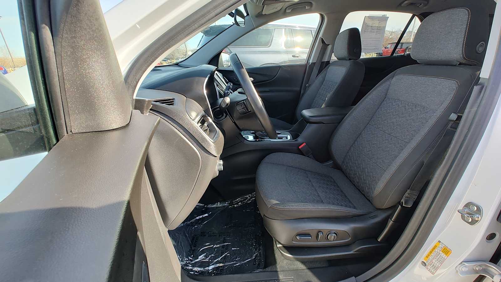 Thumbnail: 2024 Chevrolet Equinox - 11