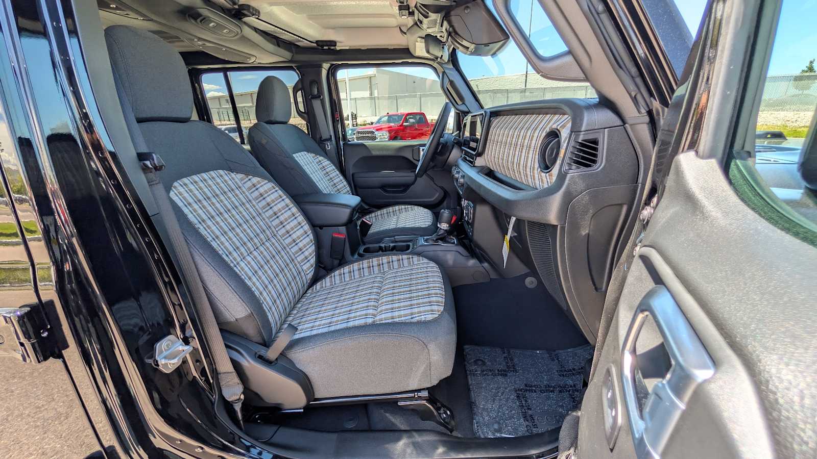 Thumbnail: 2026 Jeep Wrangler - 14