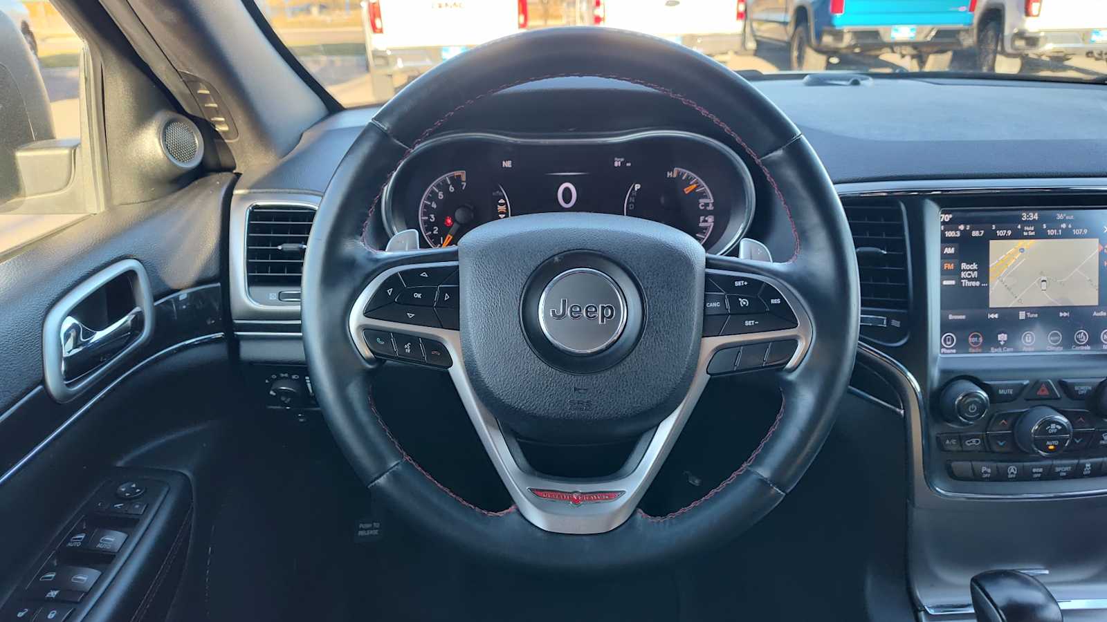 Thumbnail: 2018 Jeep Grand Cherokee - 11