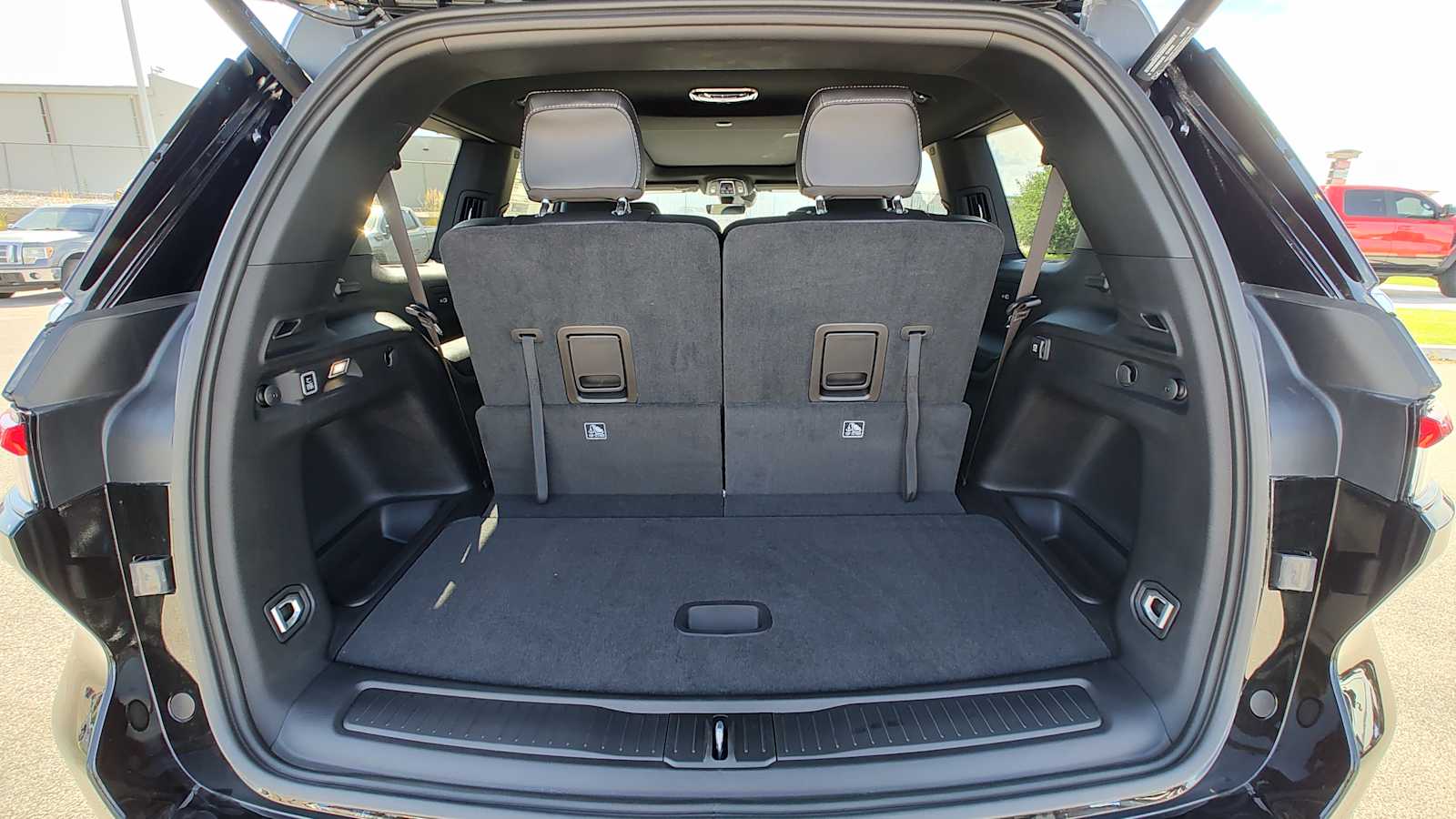 Thumbnail: 2025 Jeep Grand Cherokee - 19