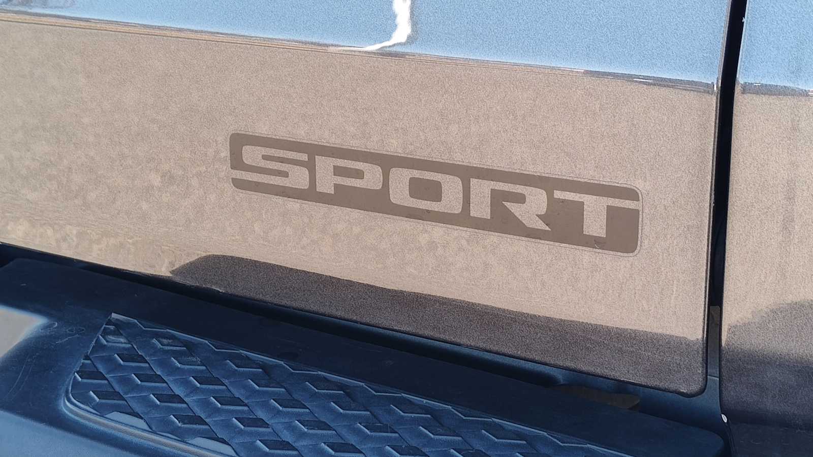 Thumbnail: 2020 Jeep Gladiator - 7