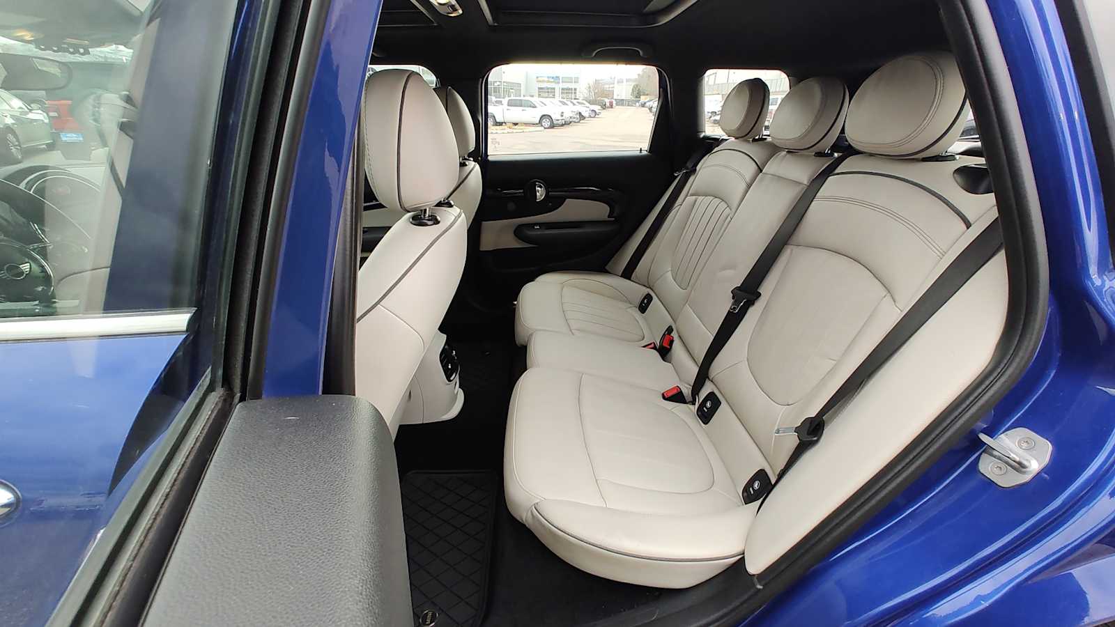 Thumbnail: 2019 MINI Cooper Clubman - 13