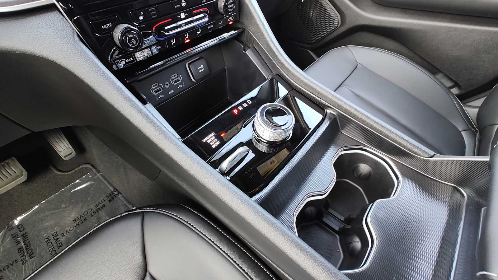 Thumbnail: 2025 Jeep Grand Cherokee - 17