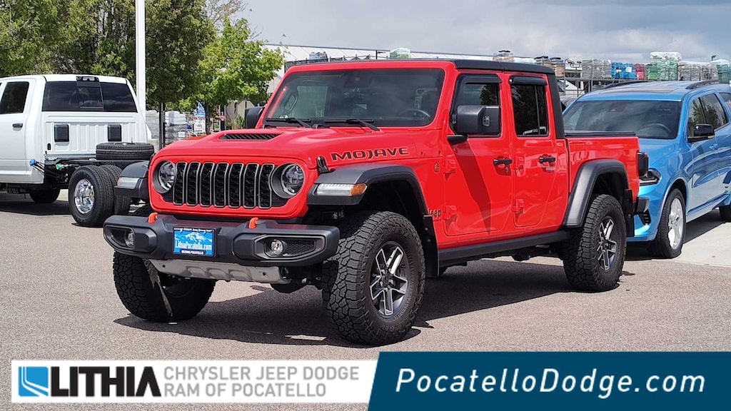 Used 2024 Jeep Gladiator Mojave Truck Crew Cab