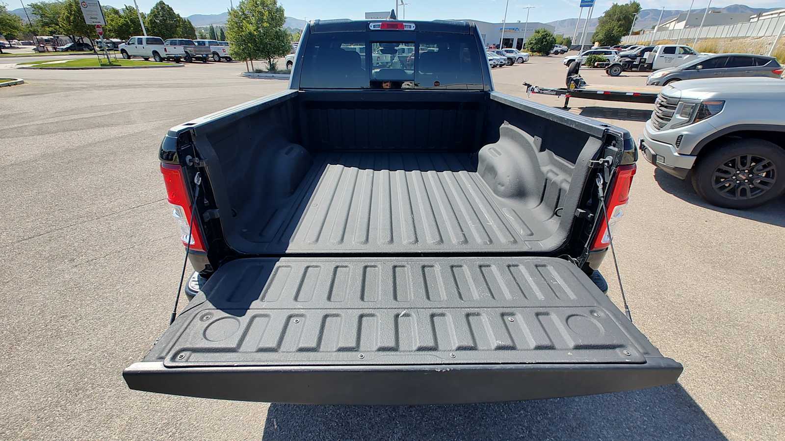 Thumbnail: 2021 RAM 1500 - 19