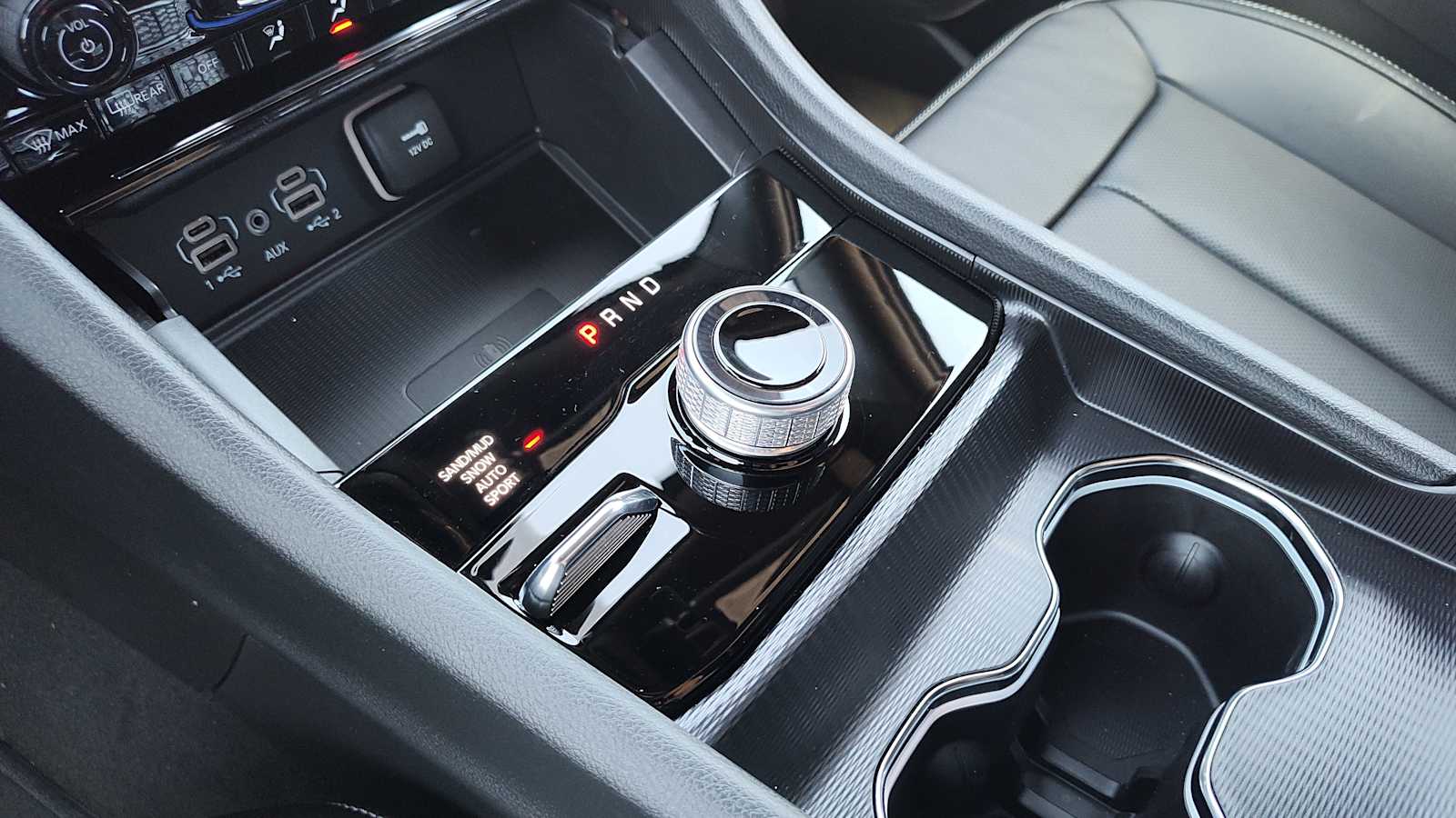 Thumbnail: 2025 Jeep Grand Cherokee - 17