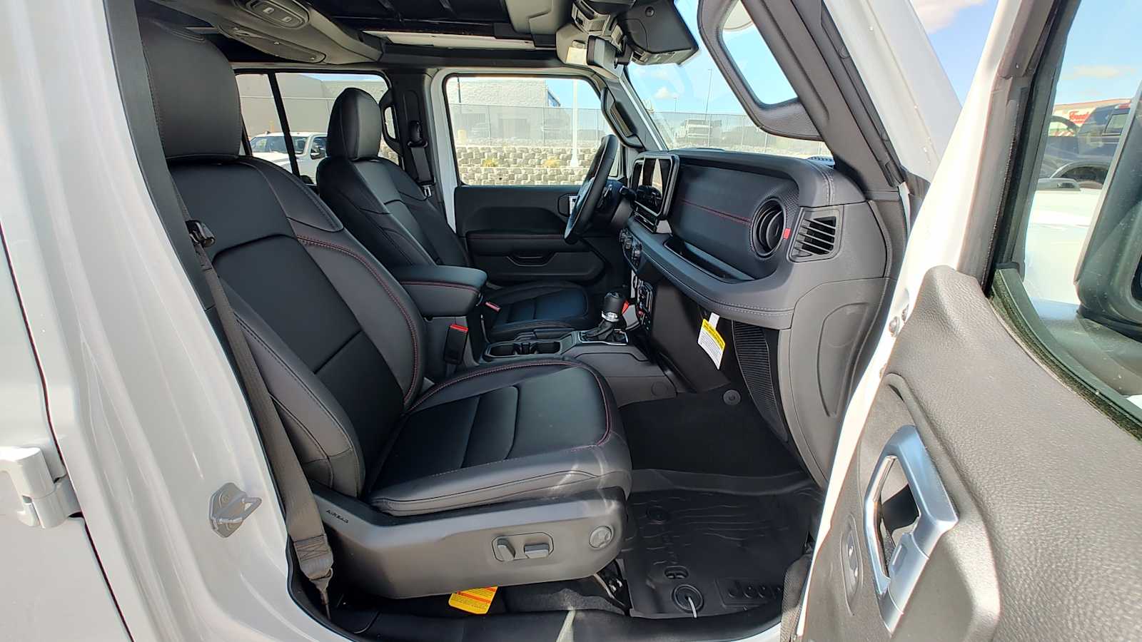 Thumbnail: 2026 Jeep Wrangler - 14