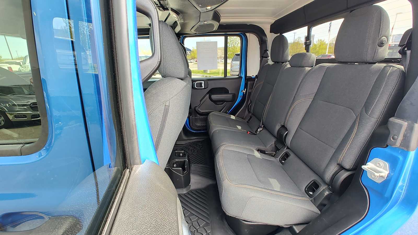 Thumbnail: 2024 Jeep Gladiator - 13