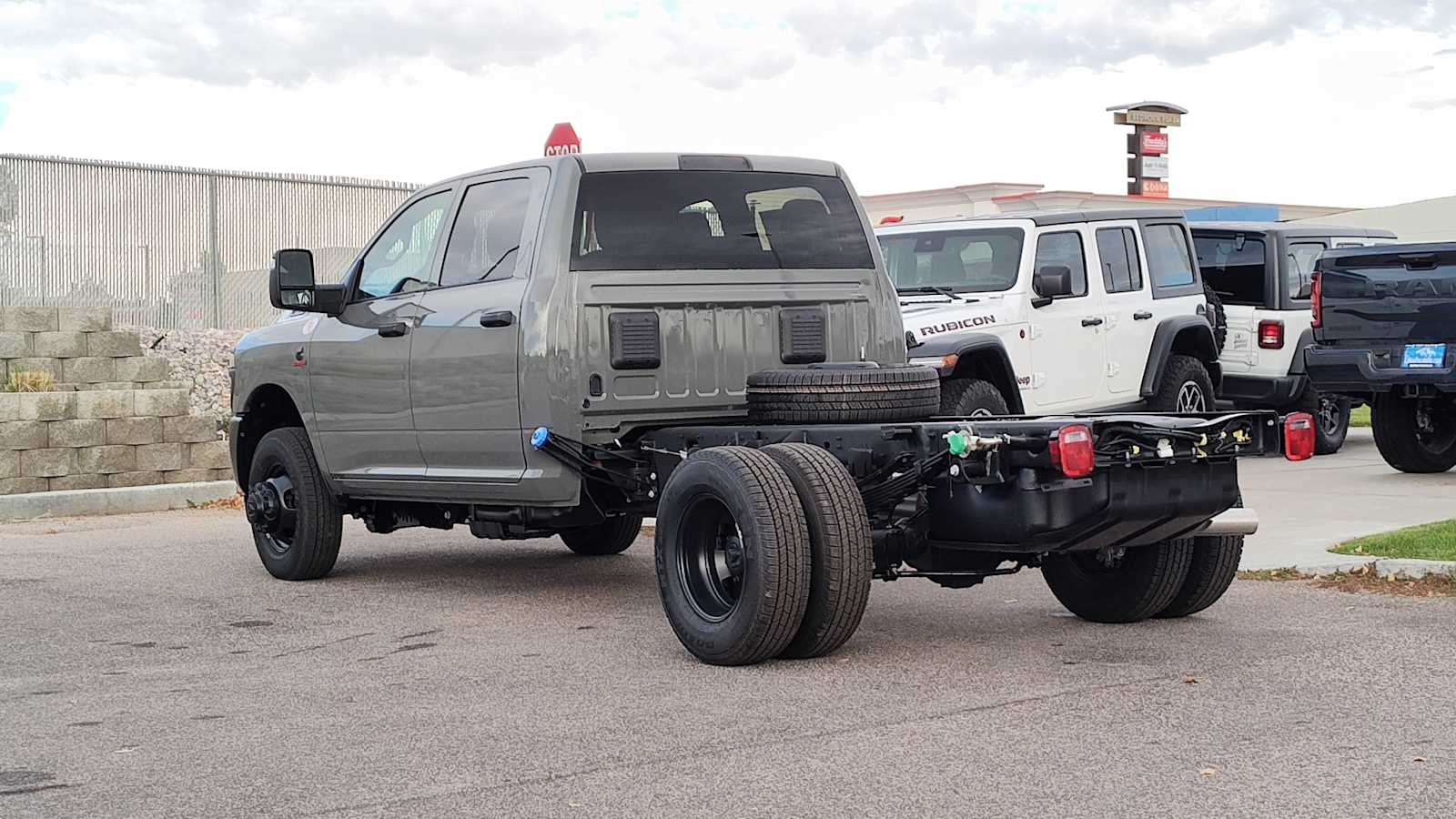 2026 Ram 3500 Tradesman photo 4