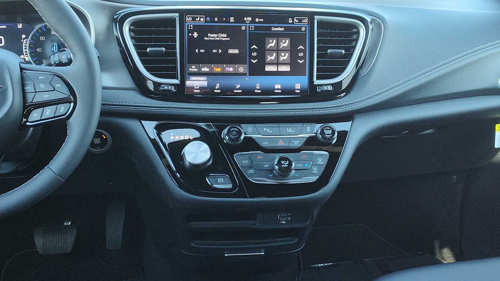 Thumbnail: 2026 Chrysler Pacifica - 16