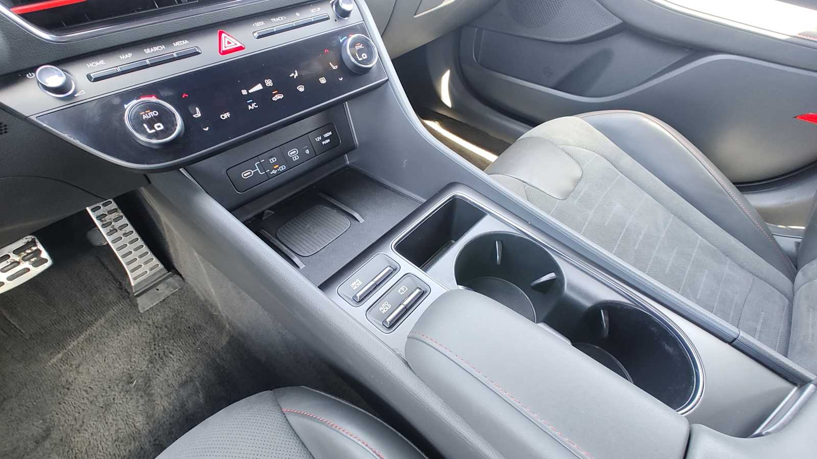 Thumbnail: 2024 Hyundai Sonata - 17