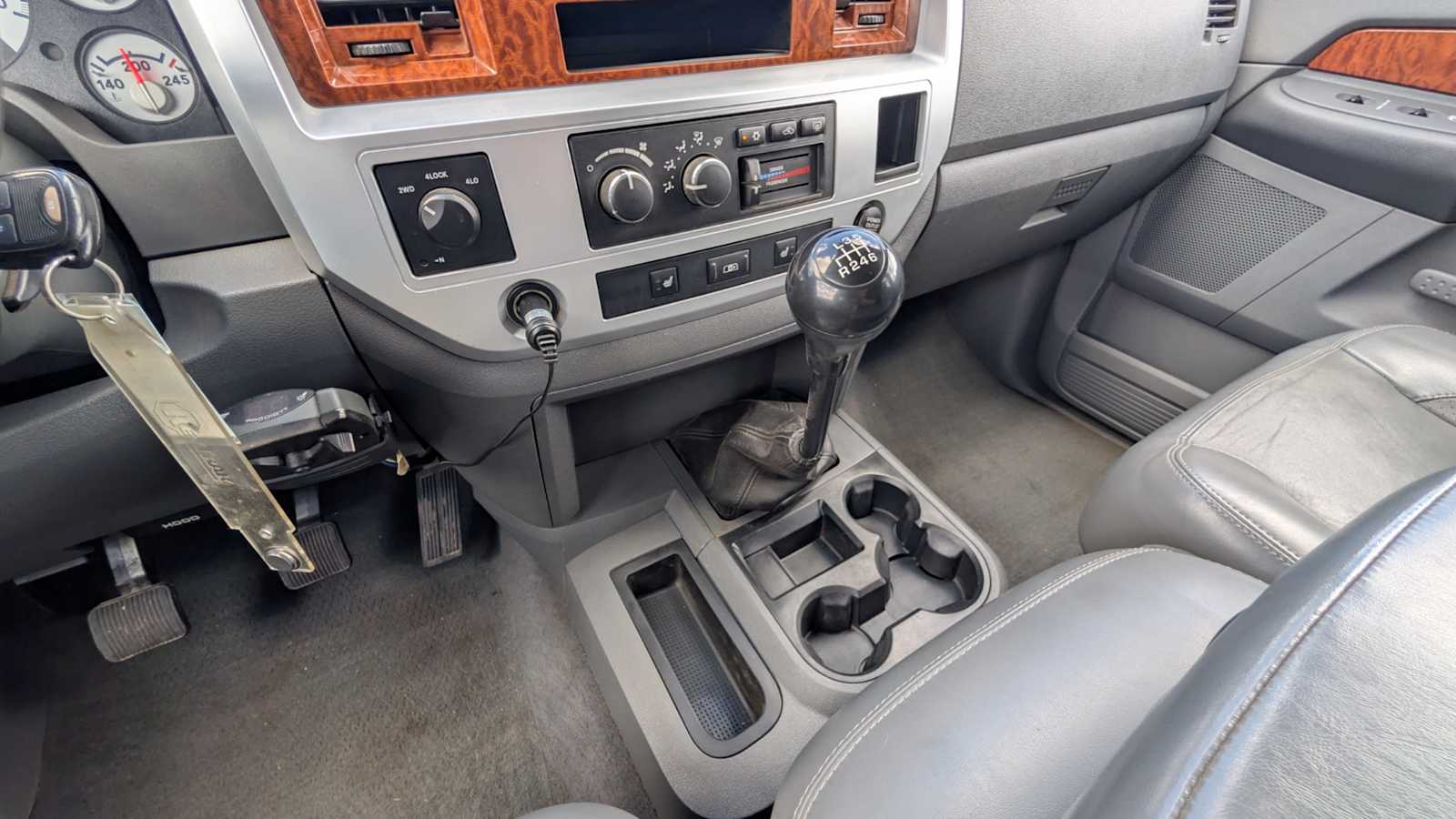 Thumbnail: 2006 Dodge Ram 3500 - 17