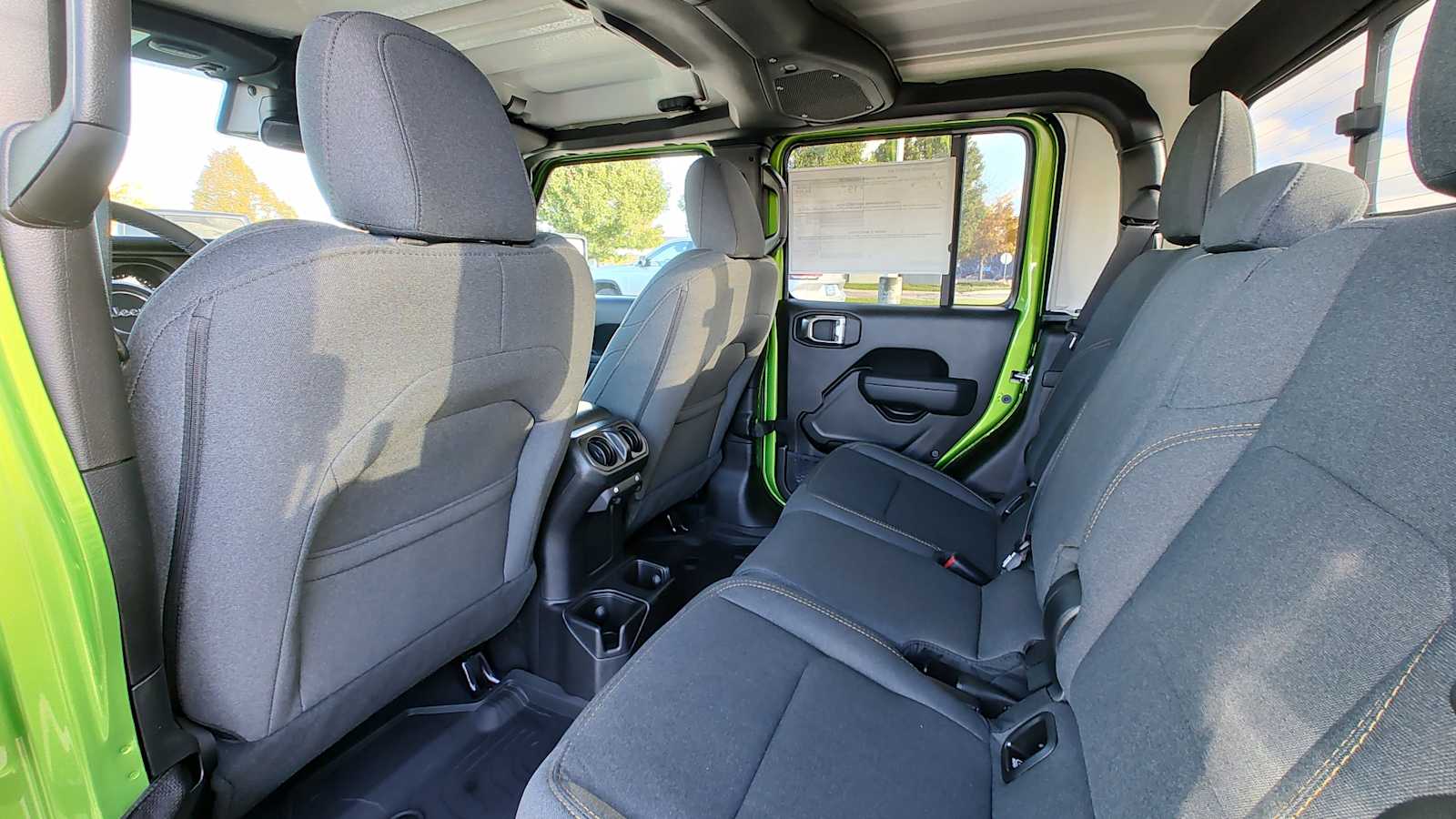 Thumbnail: 2025 Jeep Gladiator - 12