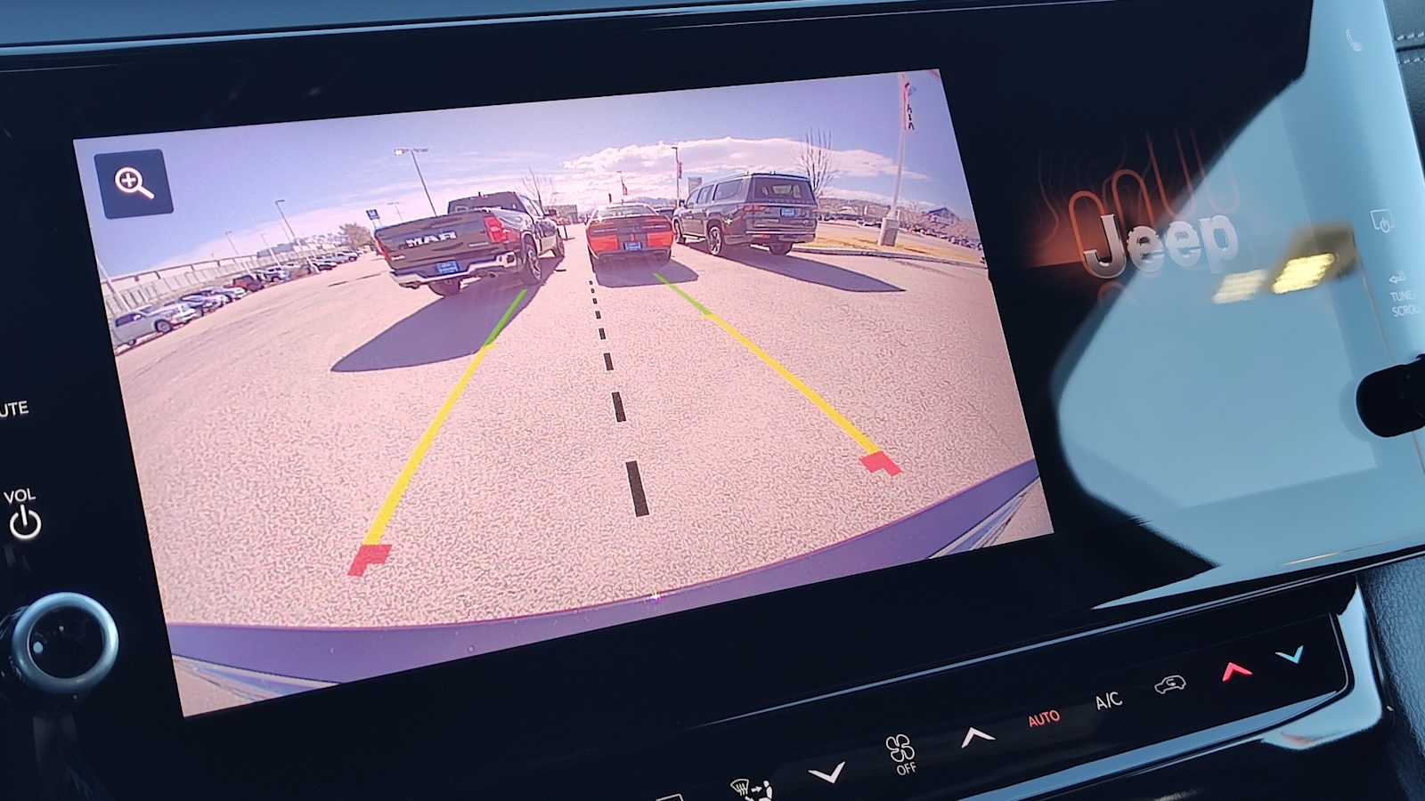 Thumbnail: 2026 Jeep Grand Cherokee - 23