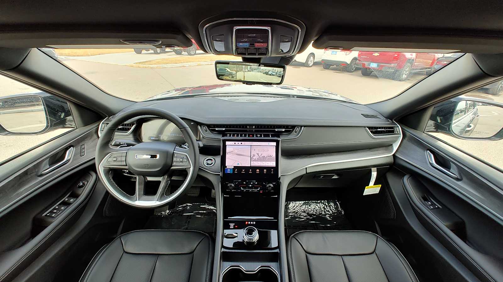 Thumbnail: 2025 Jeep Grand Cherokee - 10