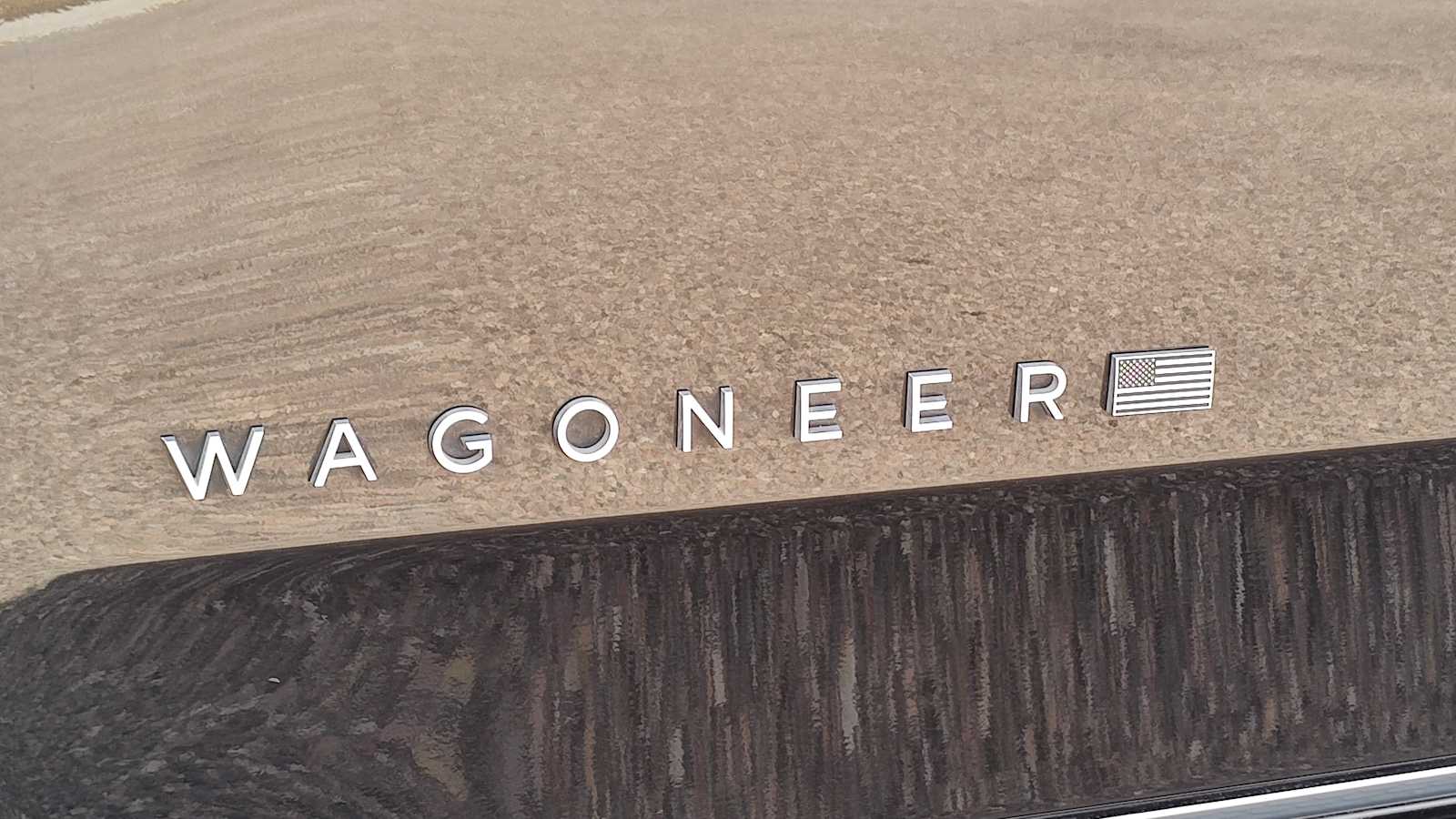 Thumbnail: 2023 Jeep Wagoneer - 7