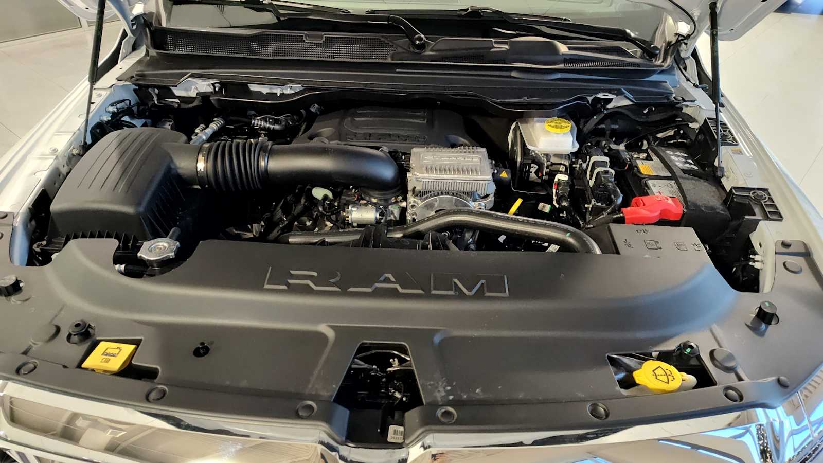 Thumbnail: 2026 RAM 1500 - 9