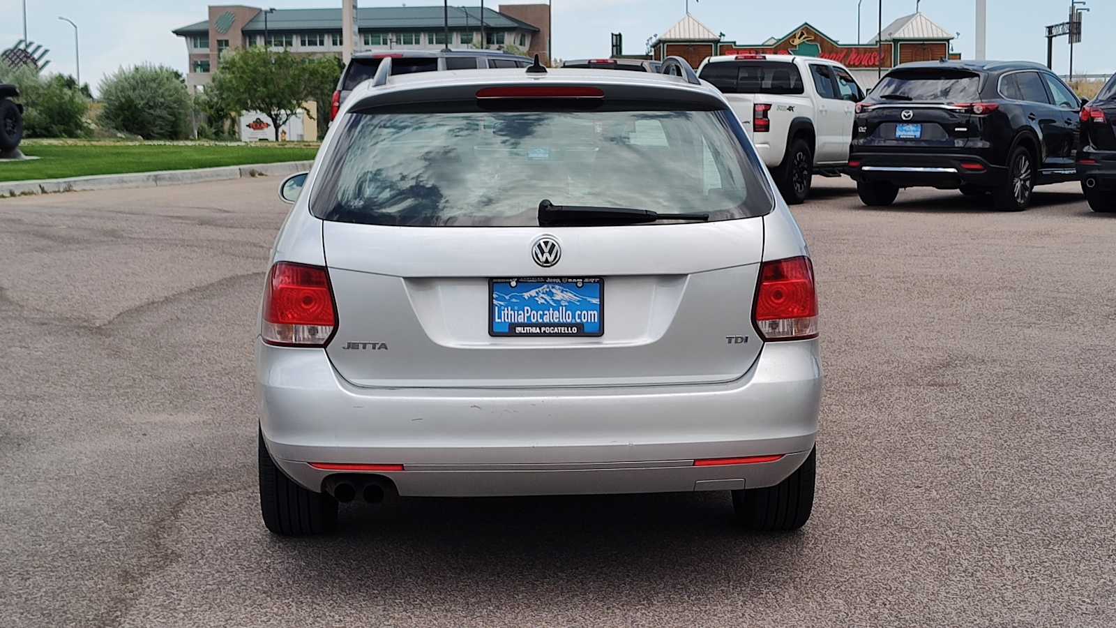 Thumbnail: 2011 Volkswagen Jetta - 5