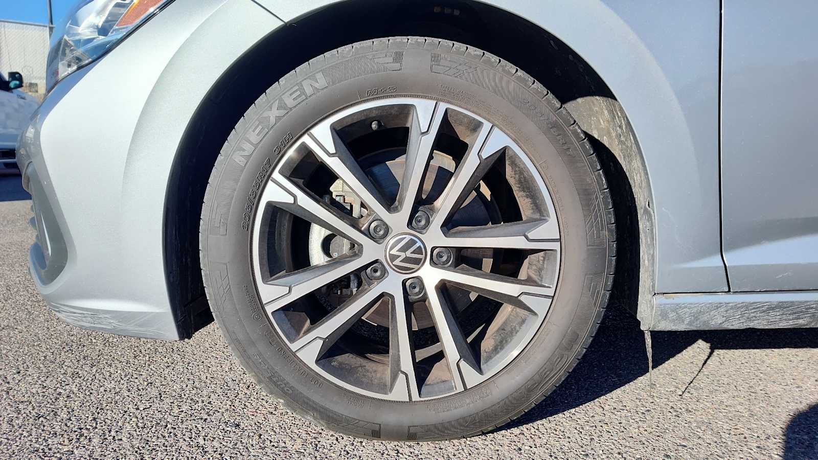 Thumbnail: 2024 Volkswagen Jetta - 3