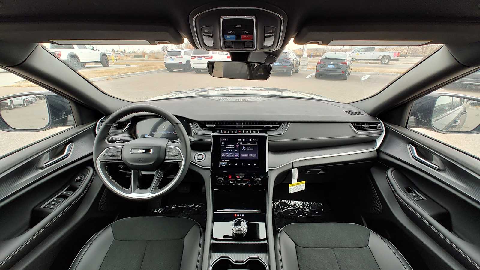 Thumbnail: 2025 Jeep Grand Cherokee - 10