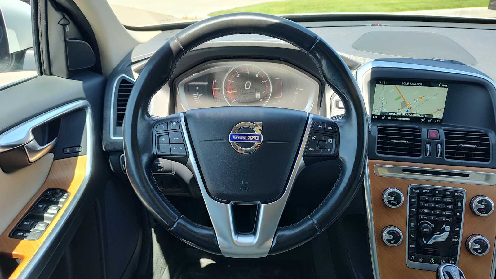 2017 Volvo XC60 T6 Inscription 15