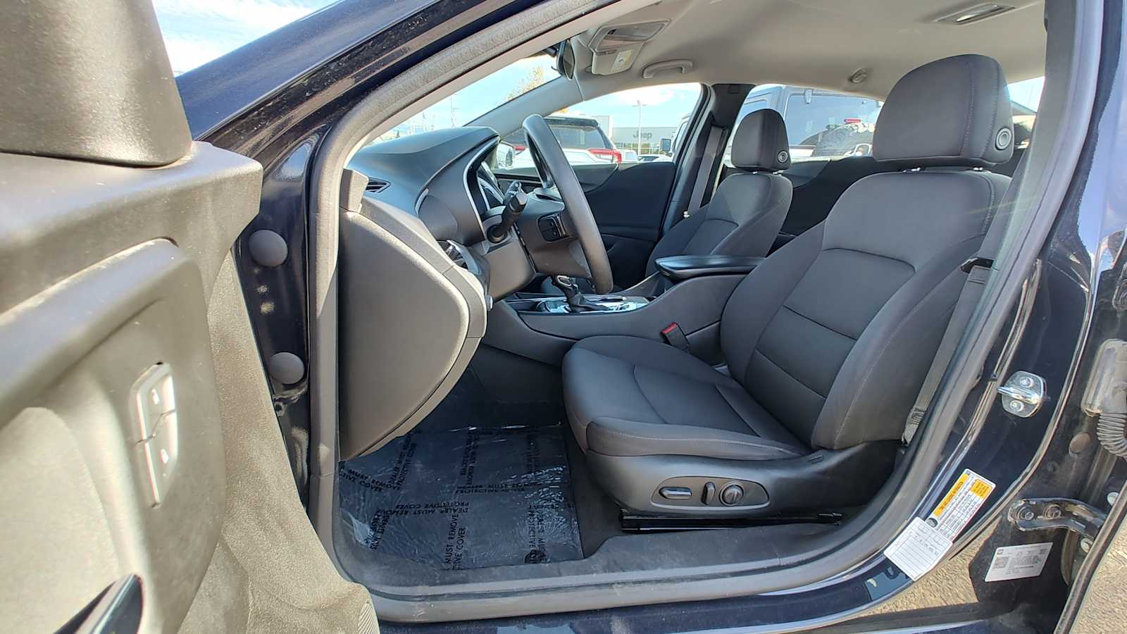 Thumbnail: 2023 Chevrolet Malibu - 11