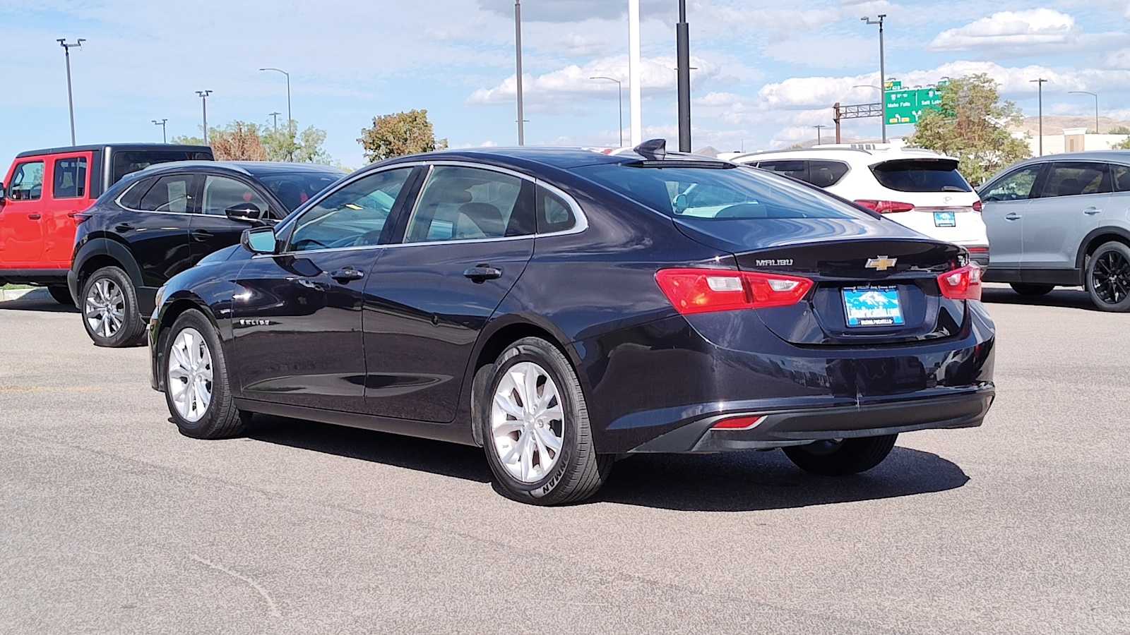 Thumbnail: 2023 Chevrolet Malibu - 4