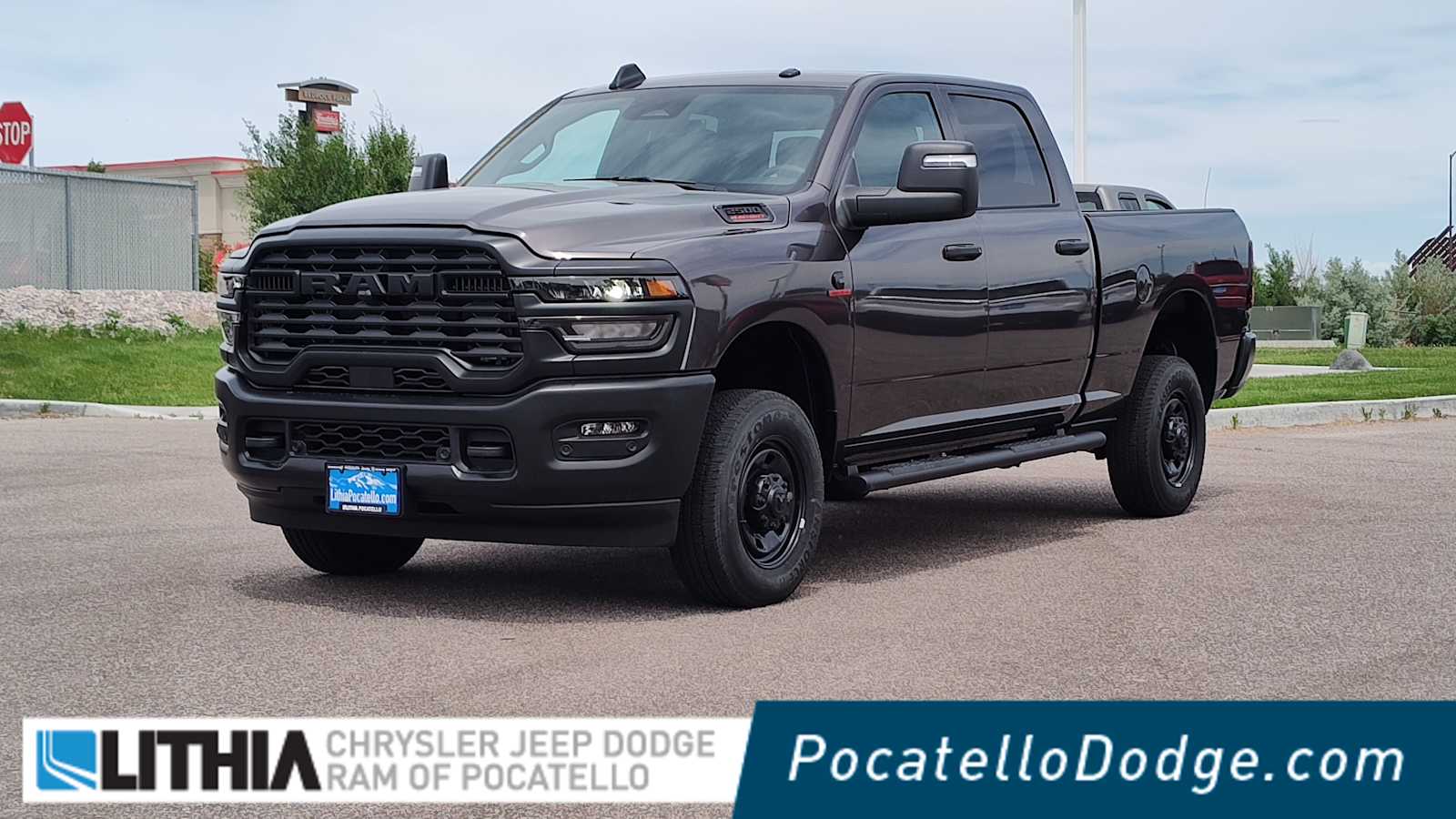 2025 Ram 2500 TRADESMAN CREW CAB 4X4 6'4 BOX