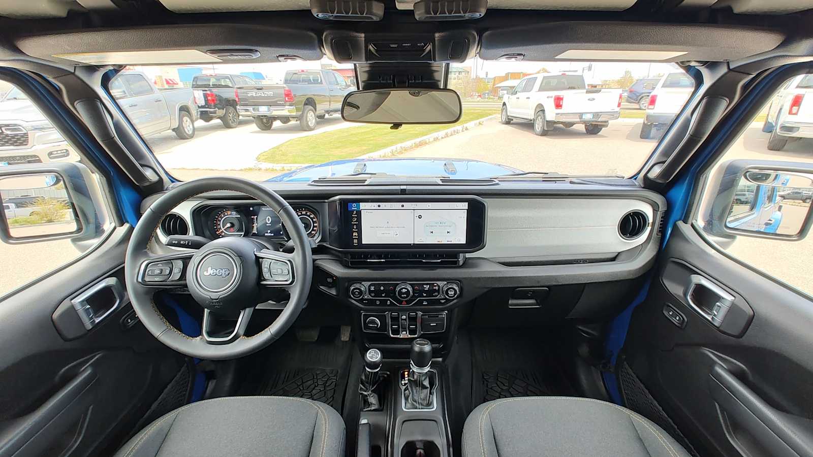 Thumbnail: 2024 Jeep Gladiator - 10