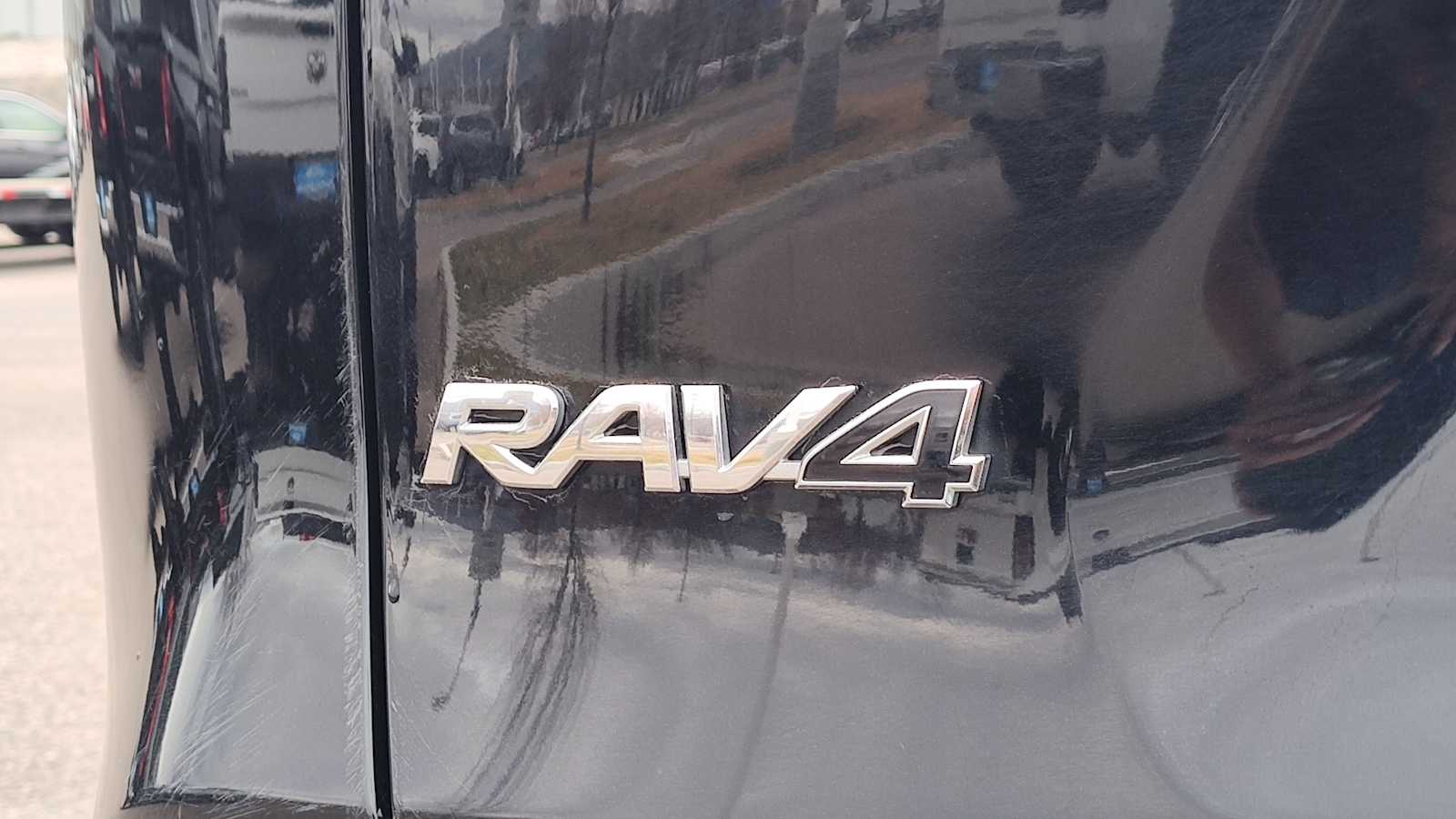 Thumbnail: 2024 Toyota RAV4 - 7