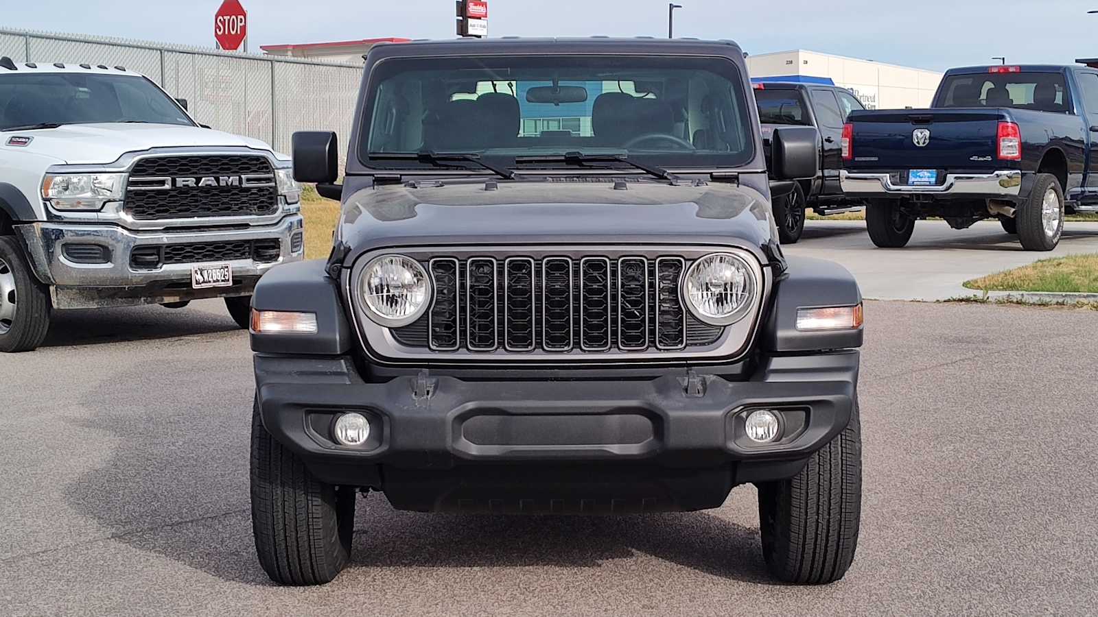 Thumbnail: 2026 Jeep Wrangler - 6