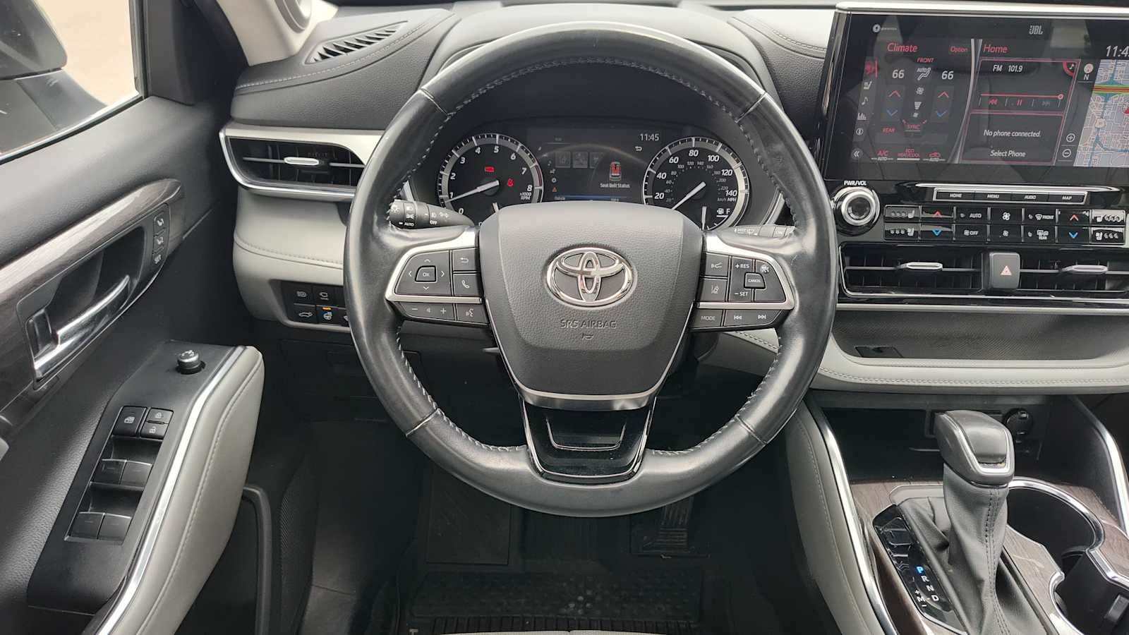 Thumbnail: 2021 Toyota Highlander - 15