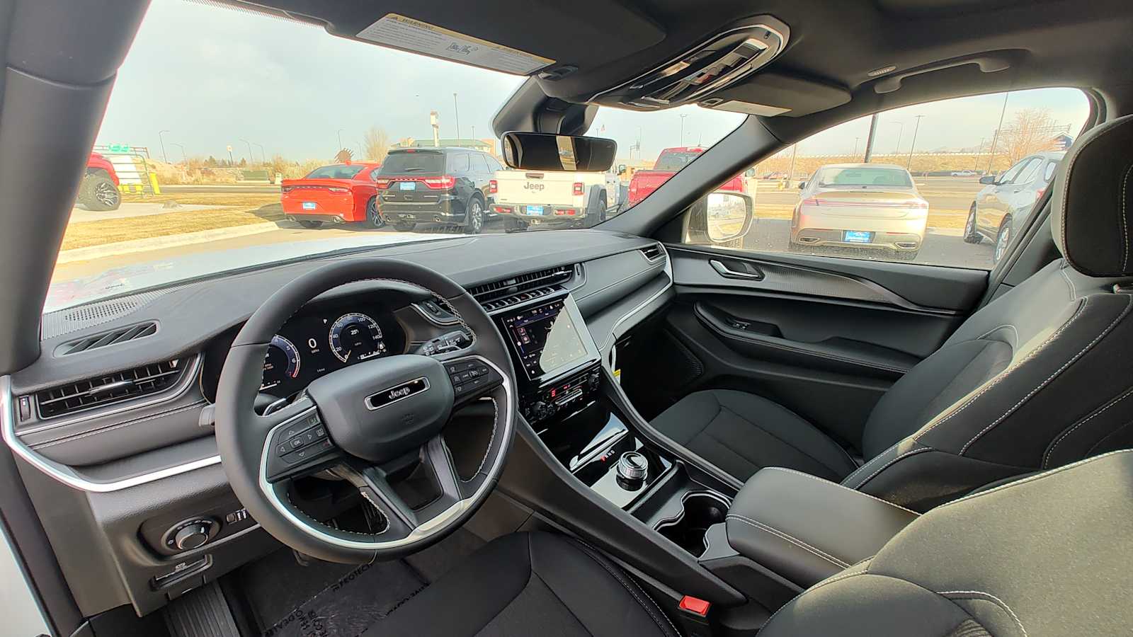 Thumbnail: 2025 Jeep Grand Cherokee - 2