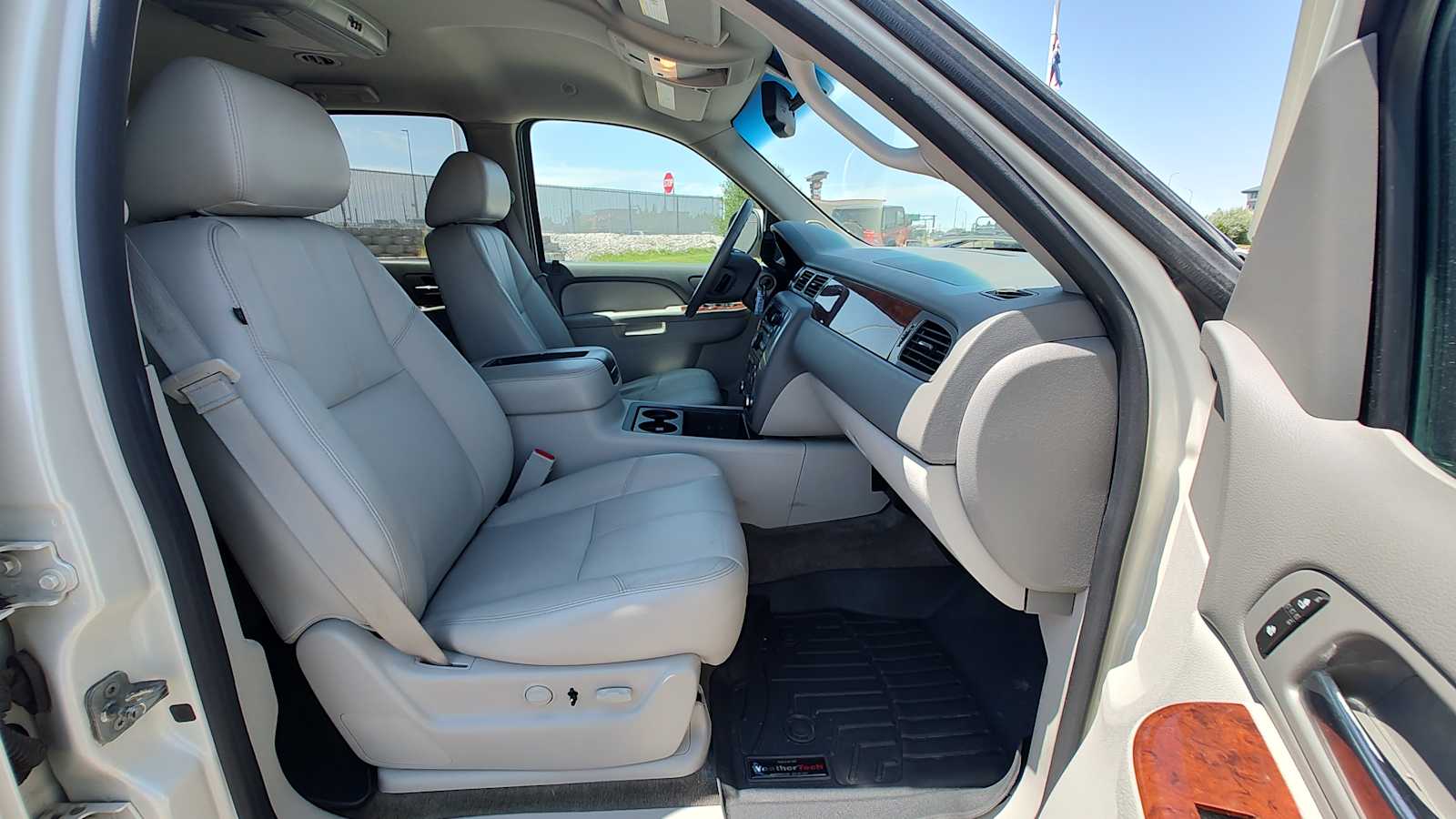 Thumbnail: 2012 GMC Yukon - 14