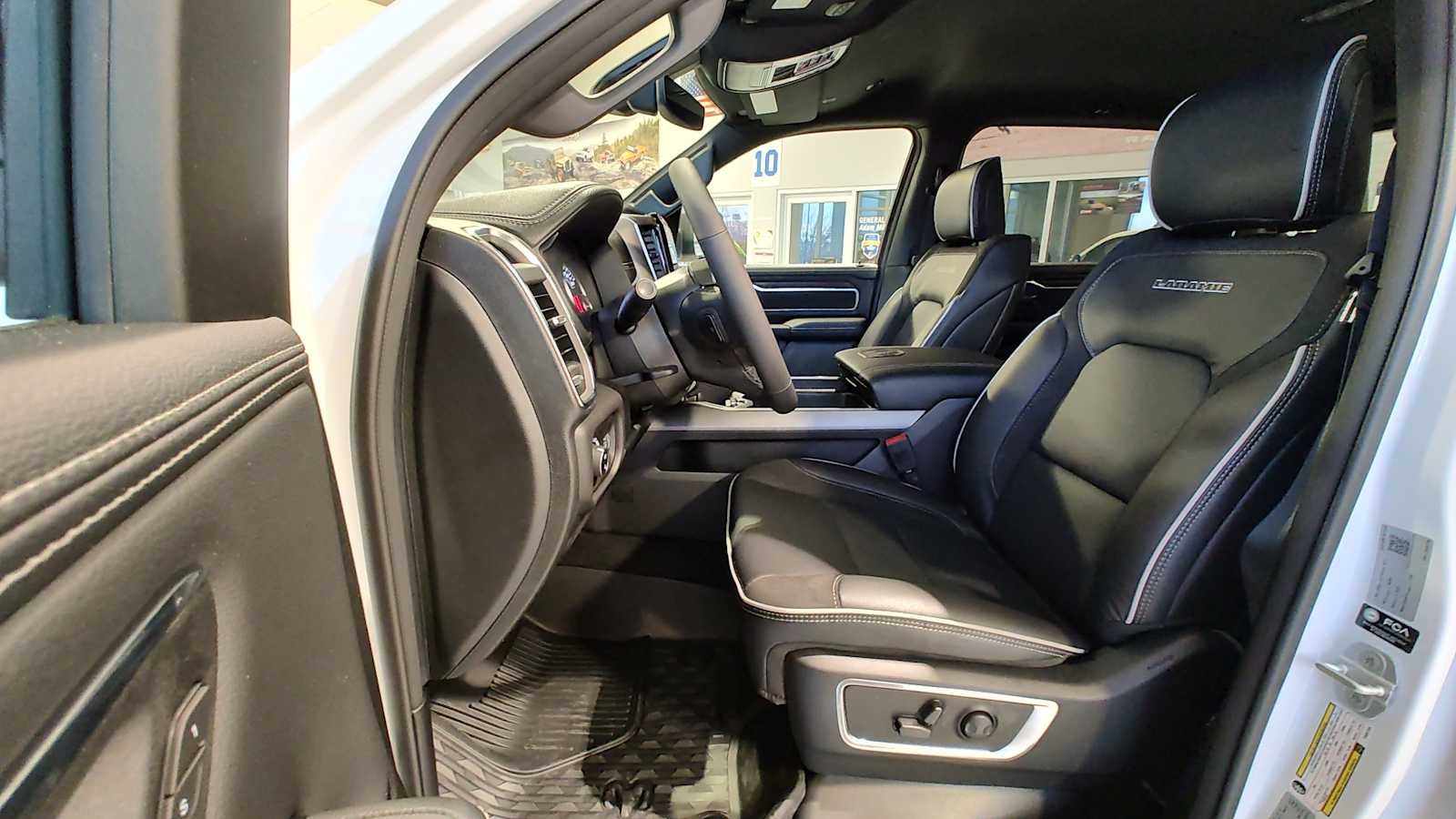 Thumbnail: 2026 RAM 1500 - 10